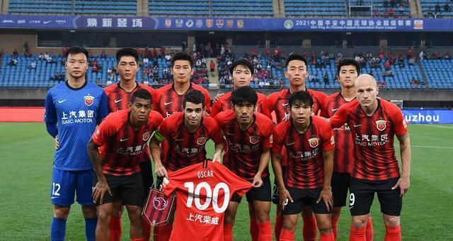  穆西亚拉梅开二度登顶射手榜首  